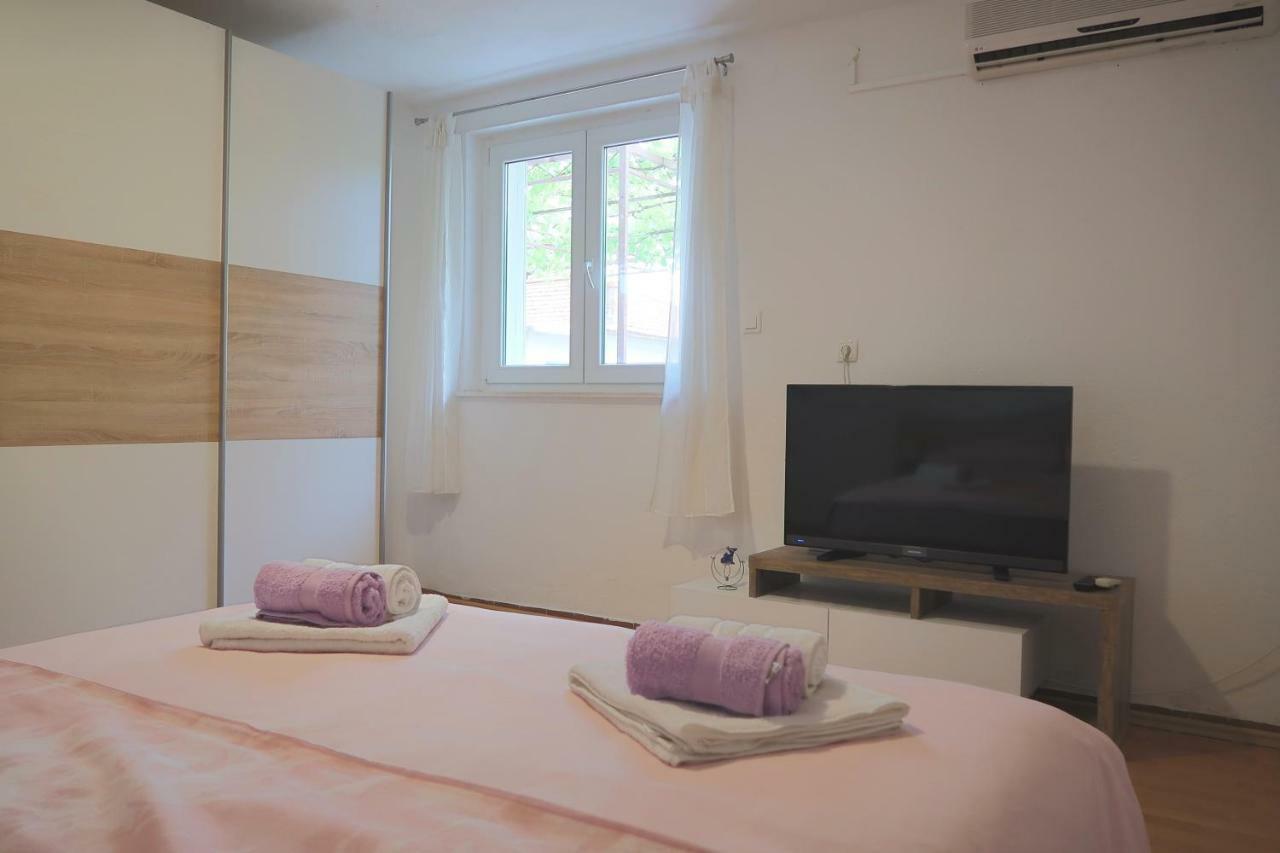 Studio Apartman Mia Stobreč エクステリア 写真